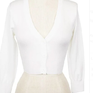 MAK 1X Cropped White Cardigan Sweater‎
